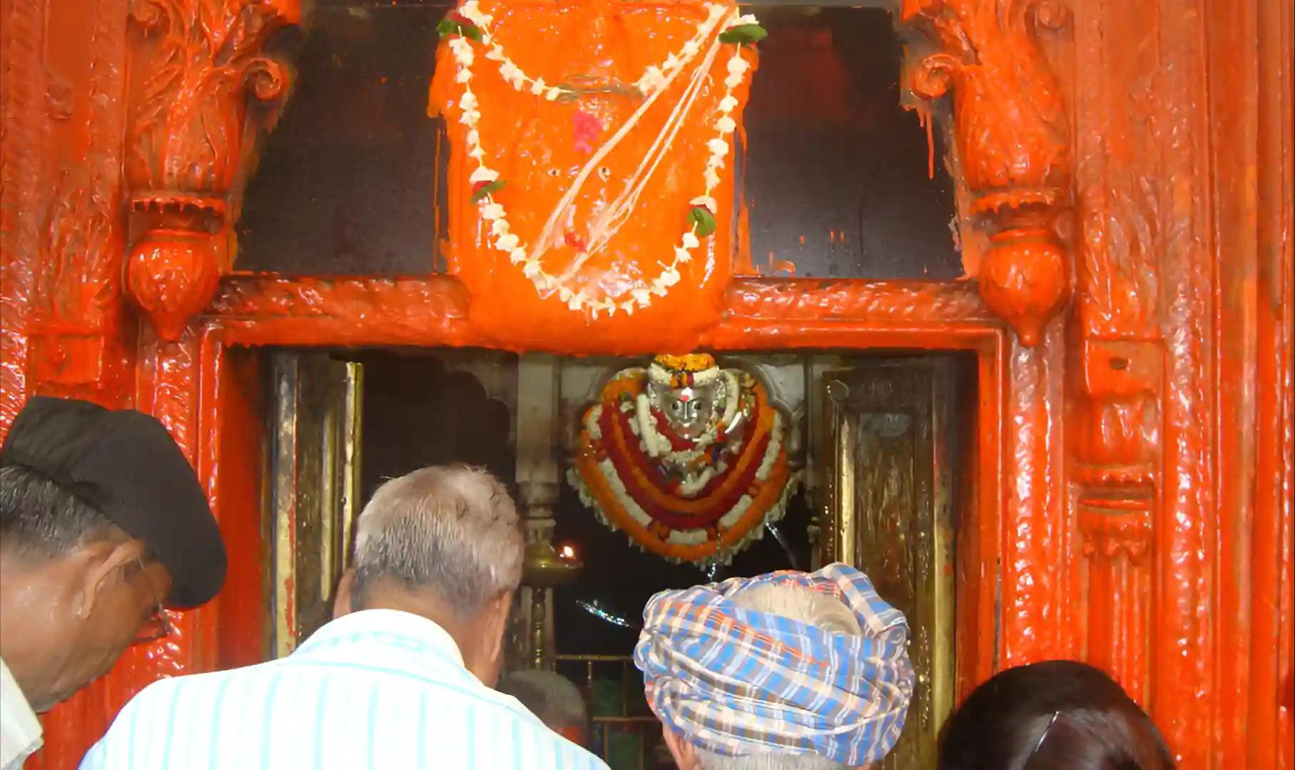 Shri Kaal Bhairav ​​Temple, Kashi, Uttar Pradesh