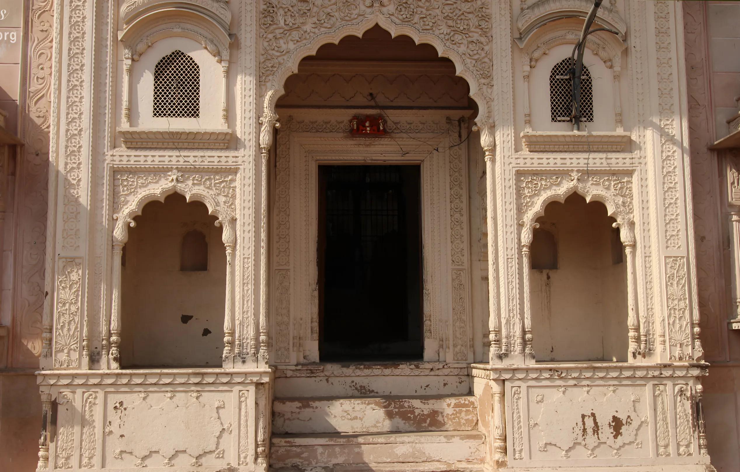 Shri Dirgh Vishnu Temple, Mathura, Uttar Pradesh