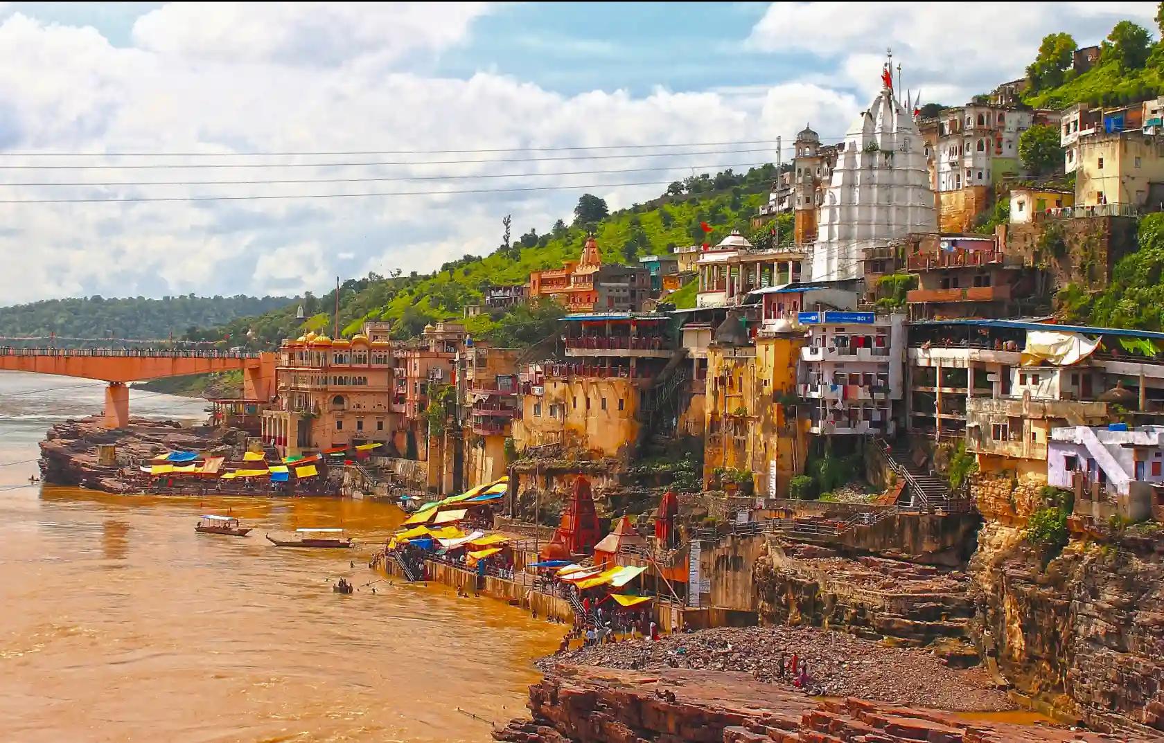 Narmada Ghat Near Shri Omkareshwar Jyotirlinga, Khandwa, Madhya Pradesh