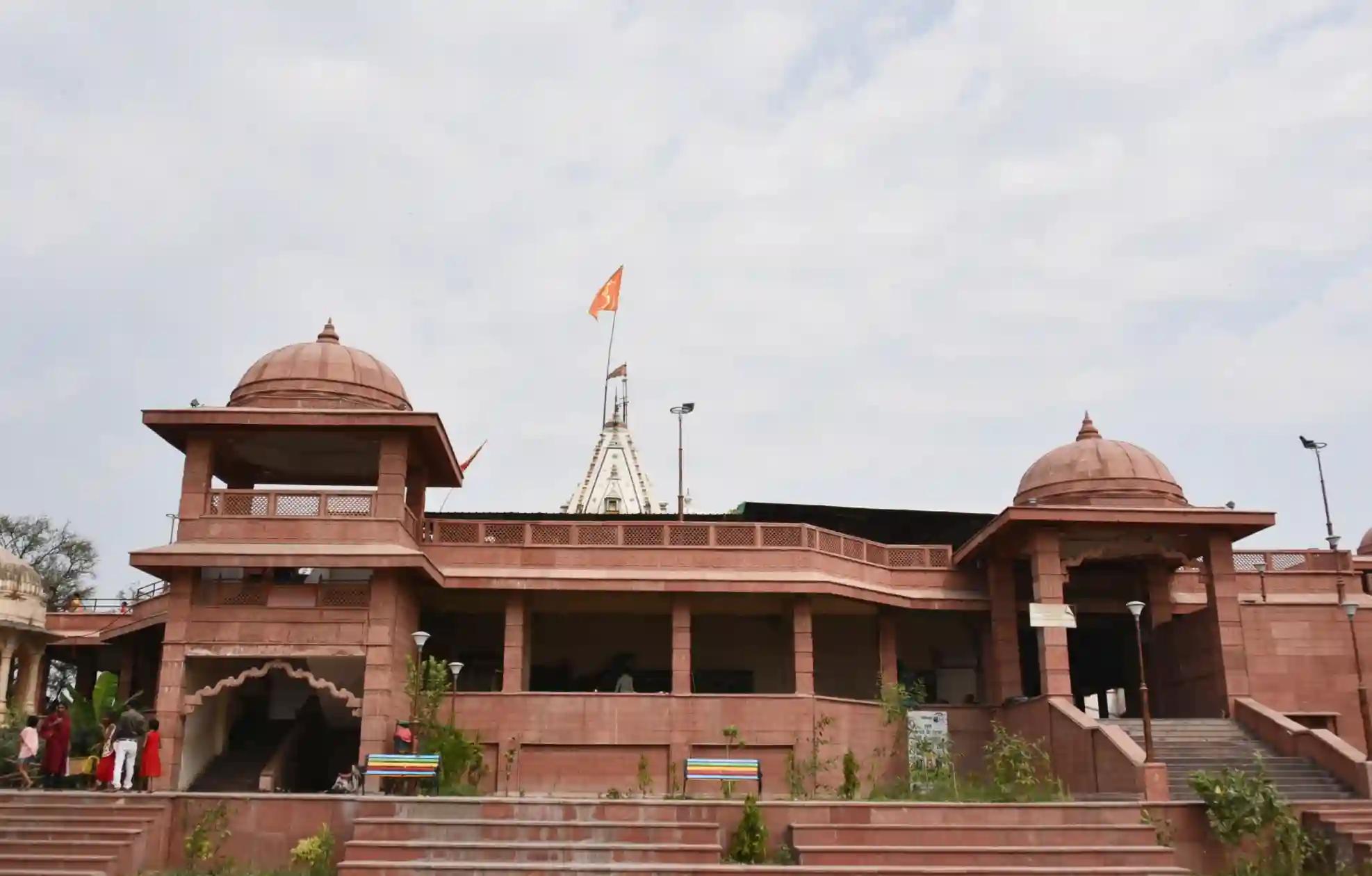 श्री नवग्रह शनि मंदिर, उज्जैन, मध्य प्रदेश  